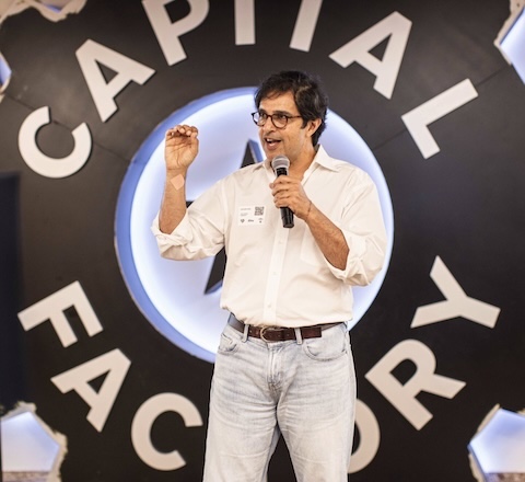 Steven Puri lecturing at Capital Factory