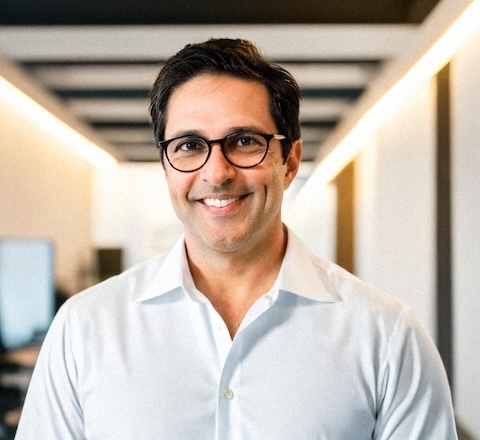 Steven Puri on podcast talking about remote team leadership
