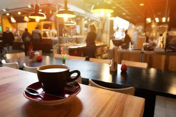 Writing to the sounds of a coffeeshop