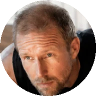 Photo of Brent L.